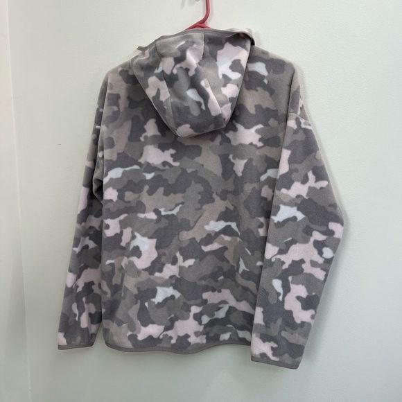 FILA Sport pink and gray camo fleece pullover with a hood. GUC size med - Picture 8 of 9